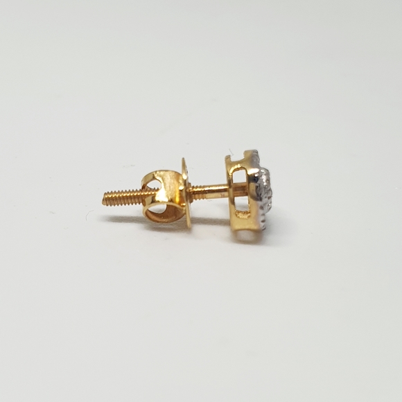 18K Gold & Natural Diamonds Stud Earrings For Women - Picture 4 of 6